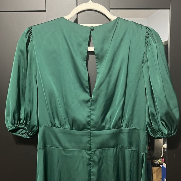 Green Maxi Formal Dress - Picture 3 of 4